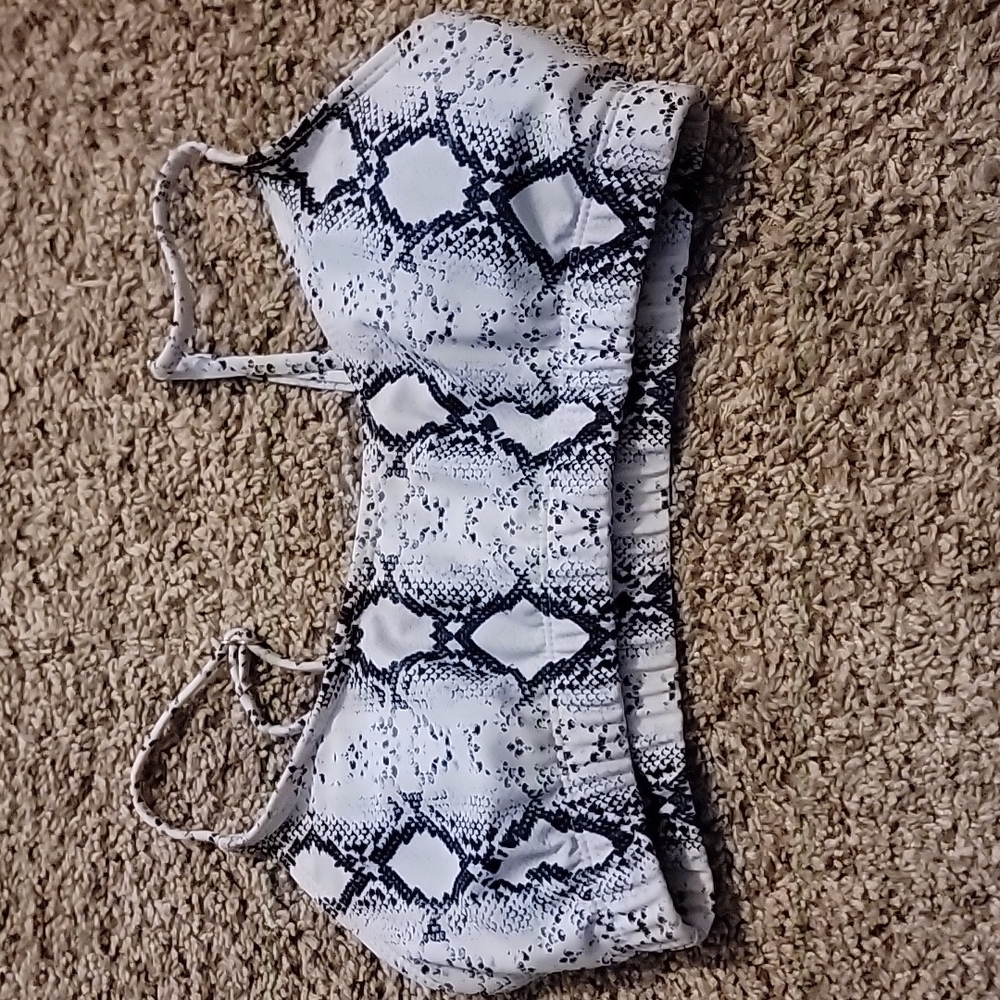 Swim top size S